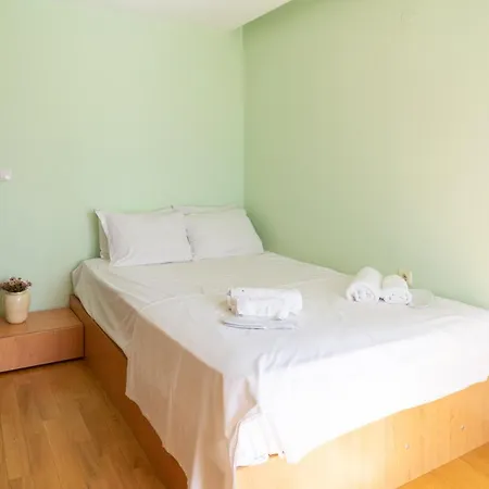 Flat With Monster Living Apartment Varna